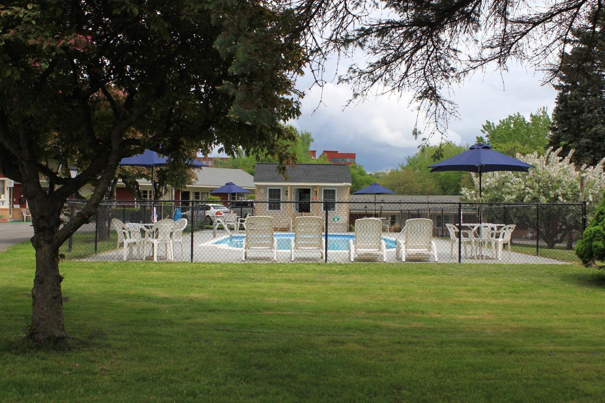 Berkshire Inn Pittsfield Ngoại thất bức ảnh