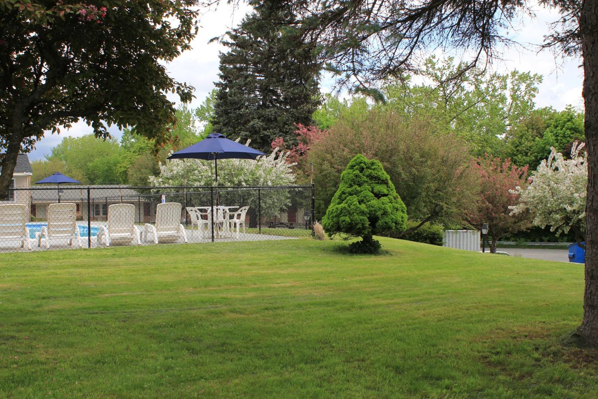 Berkshire Inn Pittsfield Ngoại thất bức ảnh