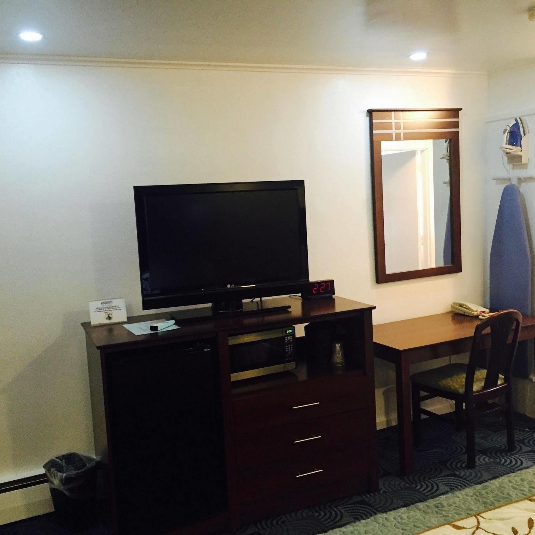 Berkshire Inn Pittsfield Ngoại thất bức ảnh